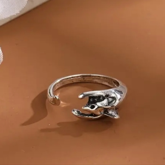 HUG MOUSE RING JUST ADORABLE ZINC ALLOY SILVER PLATE ADJUSTABLE - Picture 2 of 6